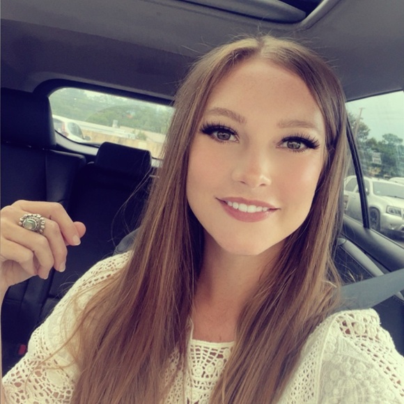 Meet your Posher, Kate - Picture 1 of 1